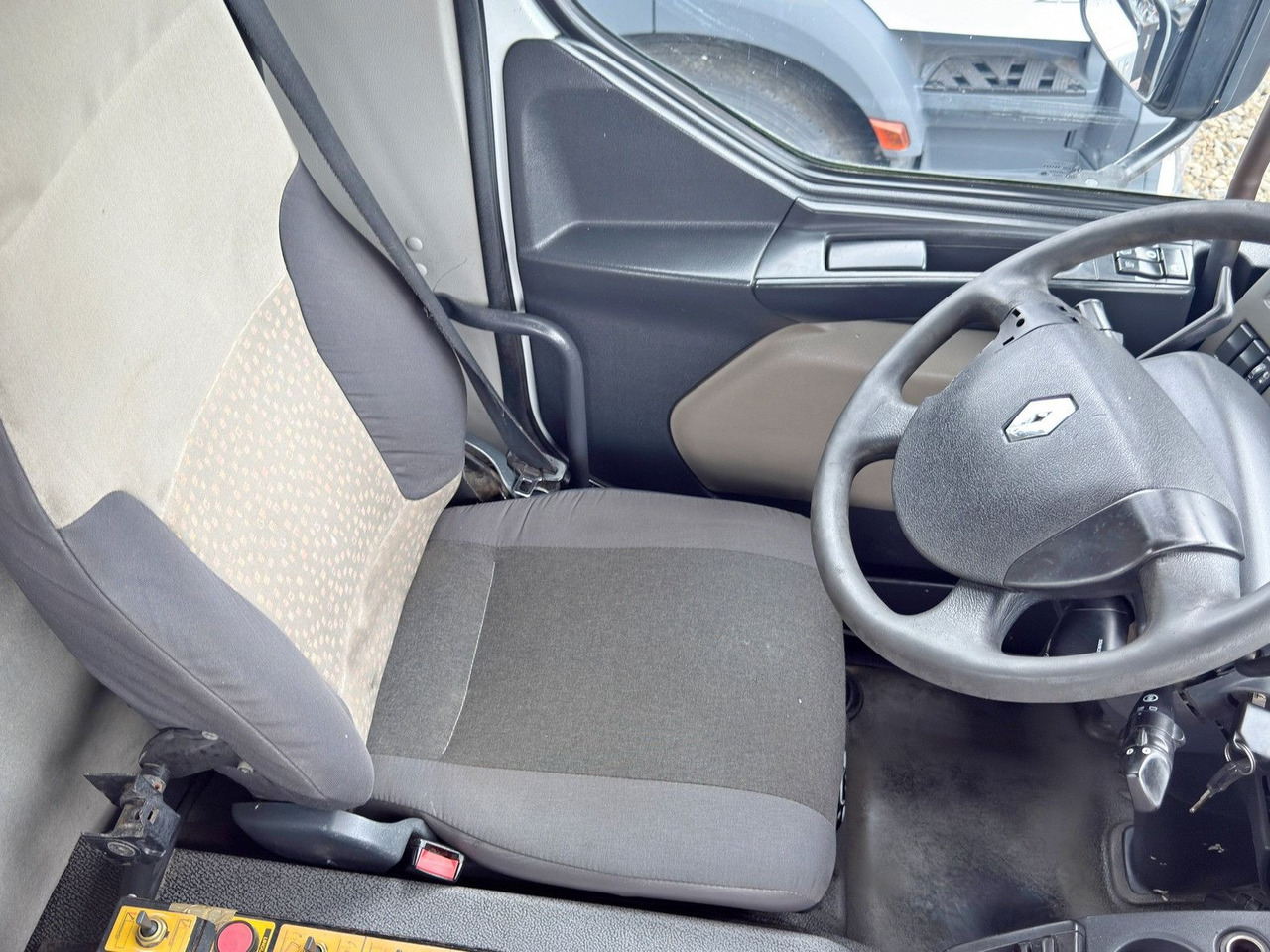 Камион со кука за подигање, Камион со кран Renault MIDLUM 300 DXI* ABROLLKIPPER * TOPZUSTAND: слика 11 Камион со кука за подигање, Камион со кран Renault MIDLUM 300 DXI* ABROLLKIPPER * TOPZUSTAND: слика 11