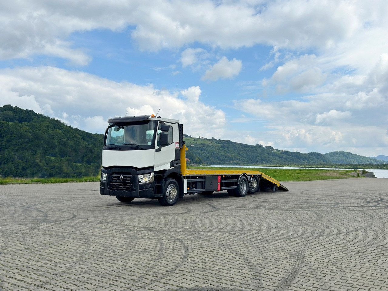 Renault T 430* ABSCHLEPPWAGEN 9,35 m * 6x4 - Камион за влечење: слика 1 Renault T 430* ABSCHLEPPWAGEN 9,35 m * 6x4 - Камион за влечење: слика 1