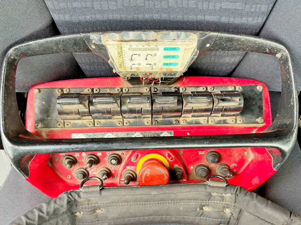 Лизинг на Scania P 420* PLATFORM 6,80m * PK 29002+FUNK * TOP  Scania P 420* PLATFORM 6,80m * PK 29002+FUNK * TOP: слика 13 Лизинг на Scania P 420* PLATFORM 6,80m * PK 29002+FUNK * TOP  Scania P 420* PLATFORM 6,80m * PK 29002+FUNK * TOP: слика 13