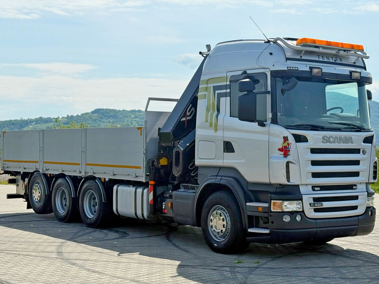 Scania R480 PRITSCHE 6,85m *HIAB 377 E-8 HIPRO/FUNK*8x4 - Камион со кран: слика 4 Scania R480 PRITSCHE 6,85m *HIAB 377 E-8 HIPRO/FUNK*8x4 - Камион со кран: слика 4