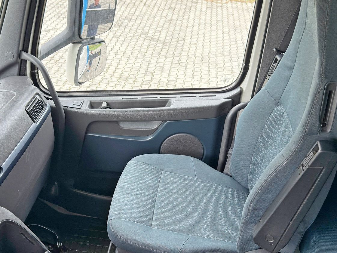 Камион со кран Volvo FH 500 * PRITSCHE 6,05 m* PK 42502 + FUNK *TOP: слика 10