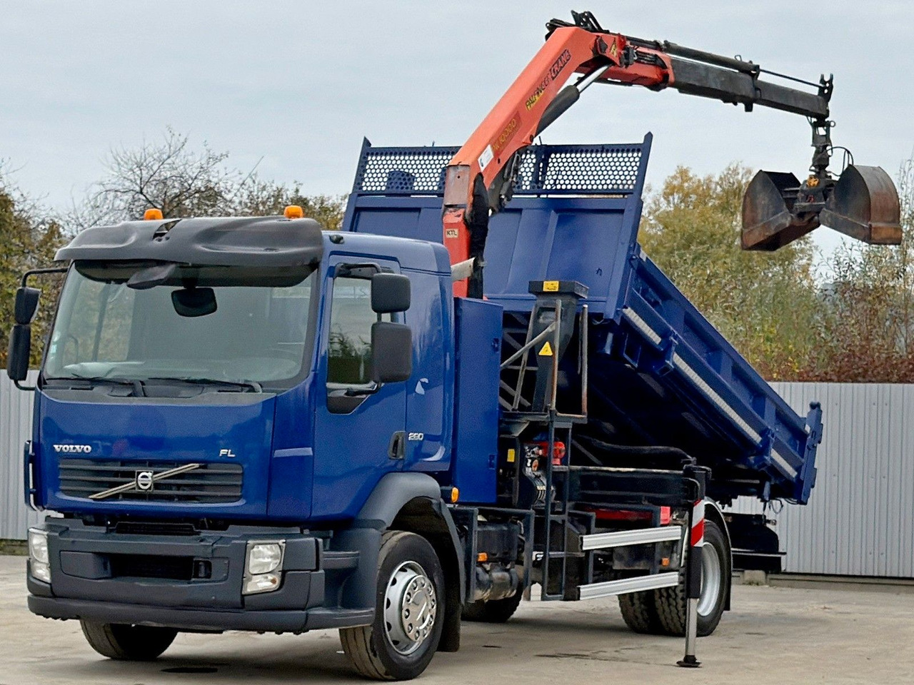 Volvo FL280 KIPPER 4,35m * PALFINGER PK 10000 + FUNK - Камион со кран: слика 2 Volvo FL280 KIPPER 4,35m * PALFINGER PK 10000 + FUNK - Камион со кран: слика 2