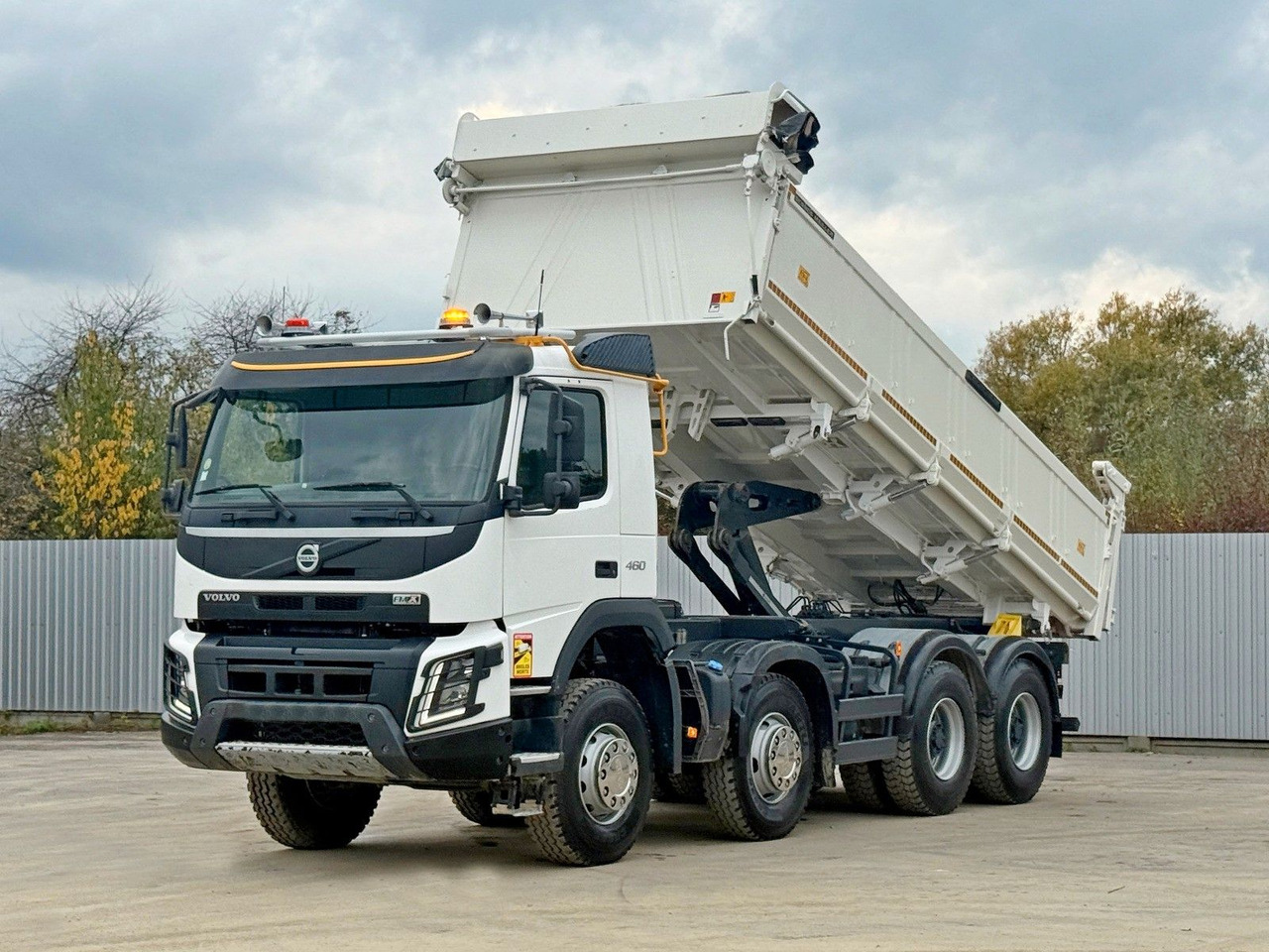 Volvo FMX 460 Kipper * BORDMATIC * 8x4 * TOPZUSTAND - Кипер: слика 4 Volvo FMX 460 Kipper * BORDMATIC * 8x4 * TOPZUSTAND - Кипер: слика 4