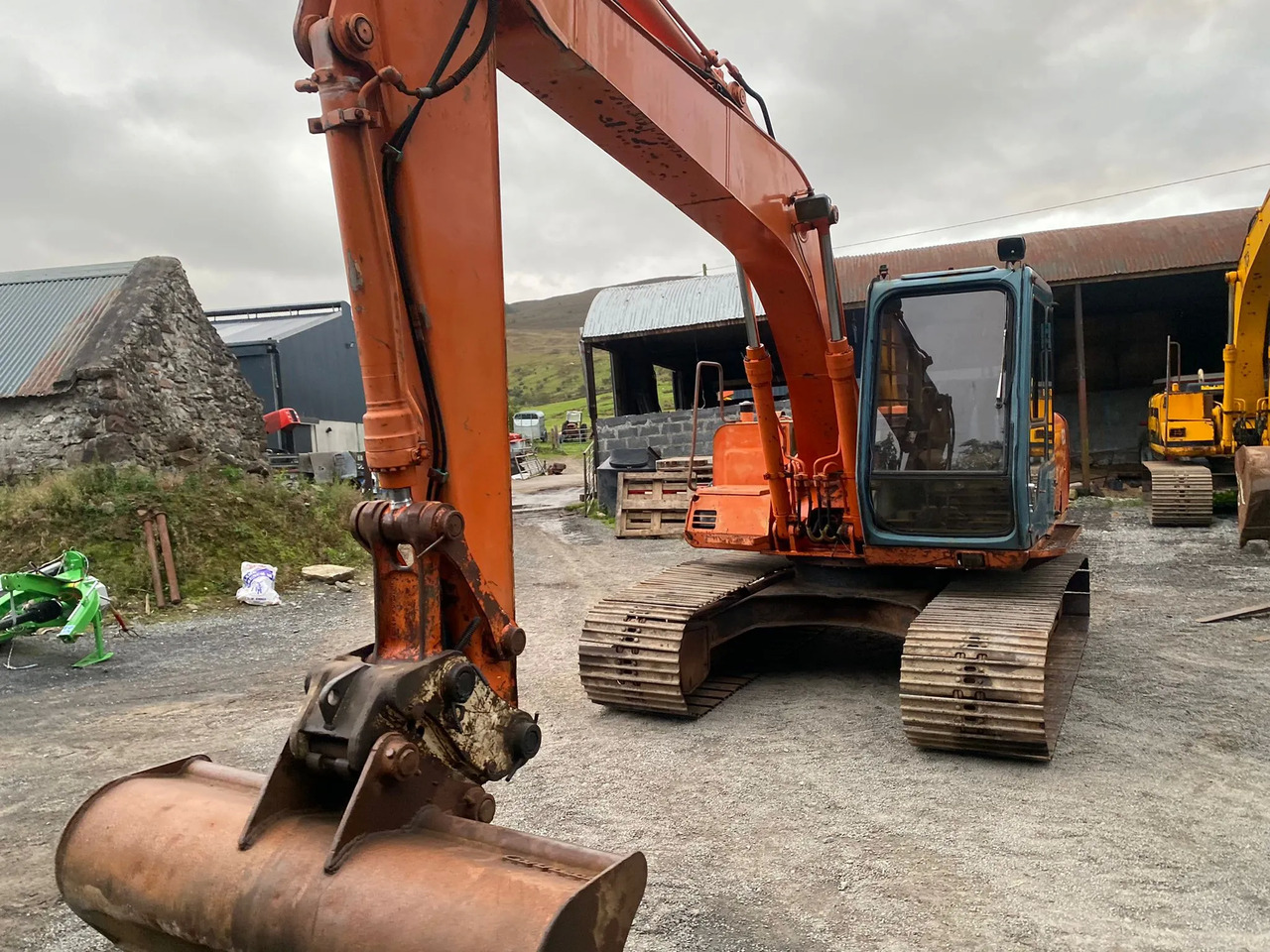 EX Hitachi 120-3 - Багер гасеничар: слика 4 EX Hitachi 120-3 - Багер гасеничар: слика 4
