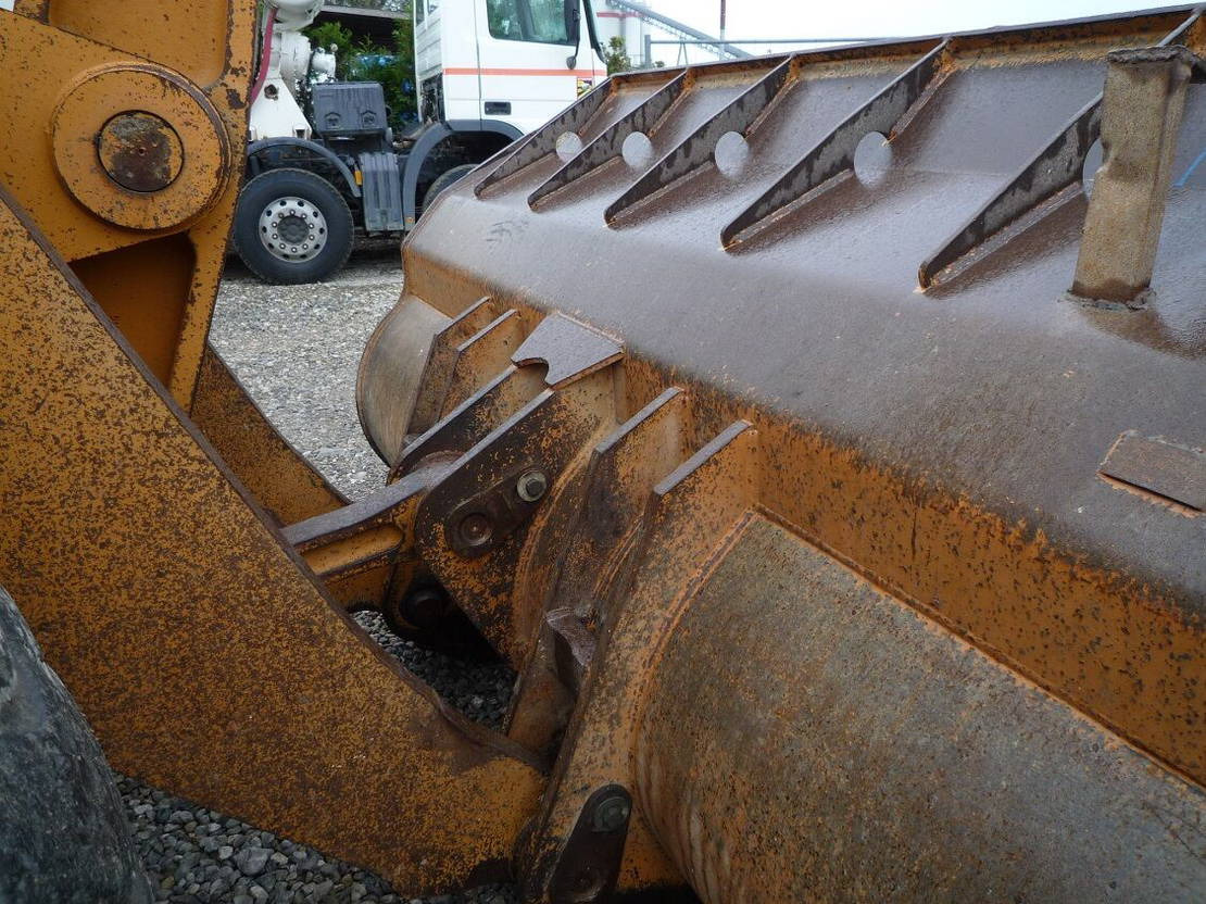 Натоварувач на тркала Case 921E: слика 12 Натоварувач на тркала Case 921E: слика 12