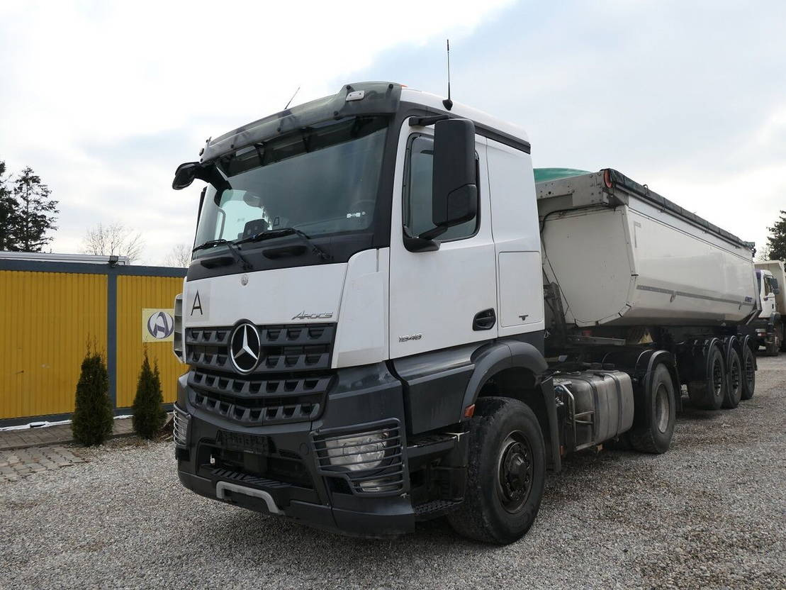 Mercedes-Benz Arocs 18 48 HAD 4x4 - Камион влекач: слика 3 Mercedes-Benz Arocs 18 48 HAD 4x4 - Камион влекач: слика 3