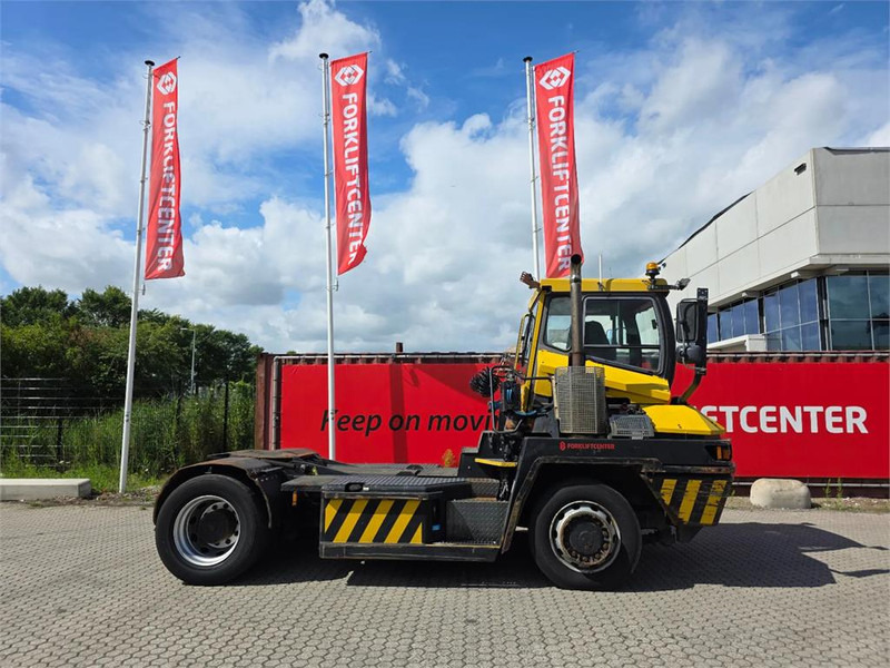 Terberg RT282 4x4 - Трактор на терминалот: слика 3 Terberg RT282 4x4 - Трактор на терминалот: слика 3