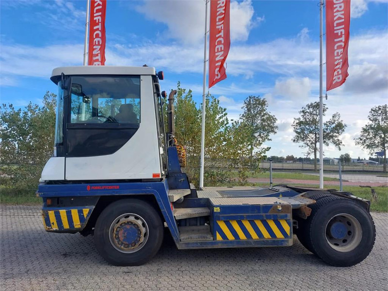 Terberg RT283 4x4 - Трактор на терминалот: слика 4 Terberg RT283 4x4 - Трактор на терминалот: слика 4
