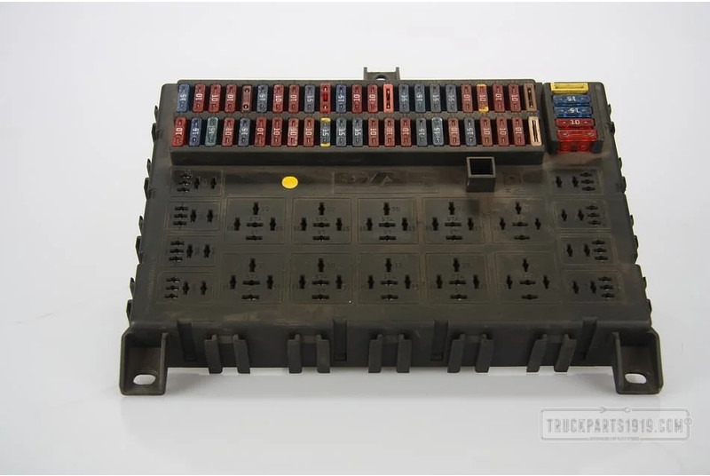 DAF Electrical System Zekeringenkast - Осигурач за Камион: слика 1 DAF Electrical System Zekeringenkast - Осигурач за Камион: слика 1