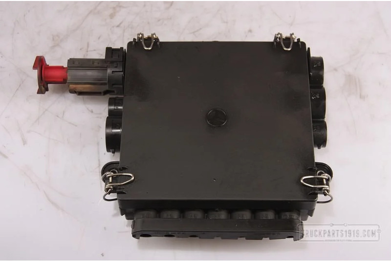Mercedes-Benz Electrical System Zekeringen box MB MP4 - Осигурач за Камион: слика 1 Mercedes-Benz Electrical System Zekeringen box MB MP4 - Осигурач за Камион: слика 1
