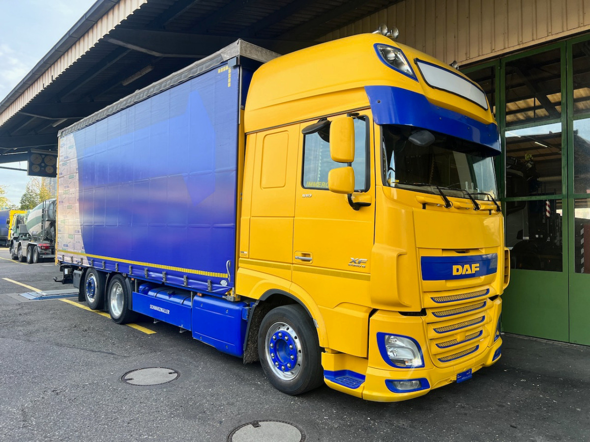 DAF XF 510 Jumbo - Камион со церада: слика 1 DAF XF 510 Jumbo - Камион со церада: слика 1