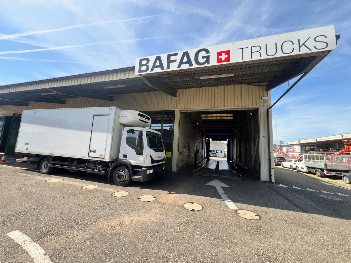 IVECO Eurocargo 120E25 - Камион ладилник: слика 2 IVECO Eurocargo 120E25 - Камион ладилник: слика 2
