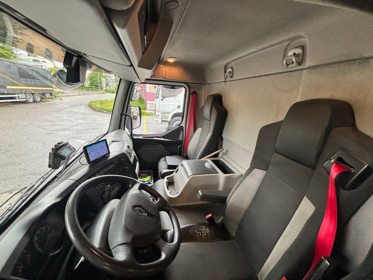 RENAULT D14.250 - Камион сандучар: слика 4 RENAULT D14.250 - Камион сандучар: слика 4