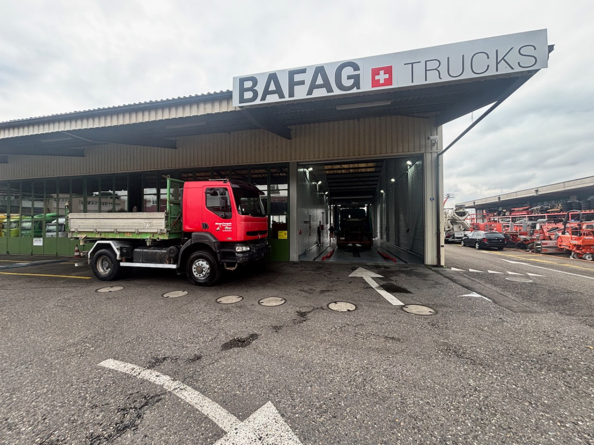 RENAULT Kerax 420DCI 4x4 - Кипер: слика 2 RENAULT Kerax 420DCI 4x4 - Кипер: слика 2