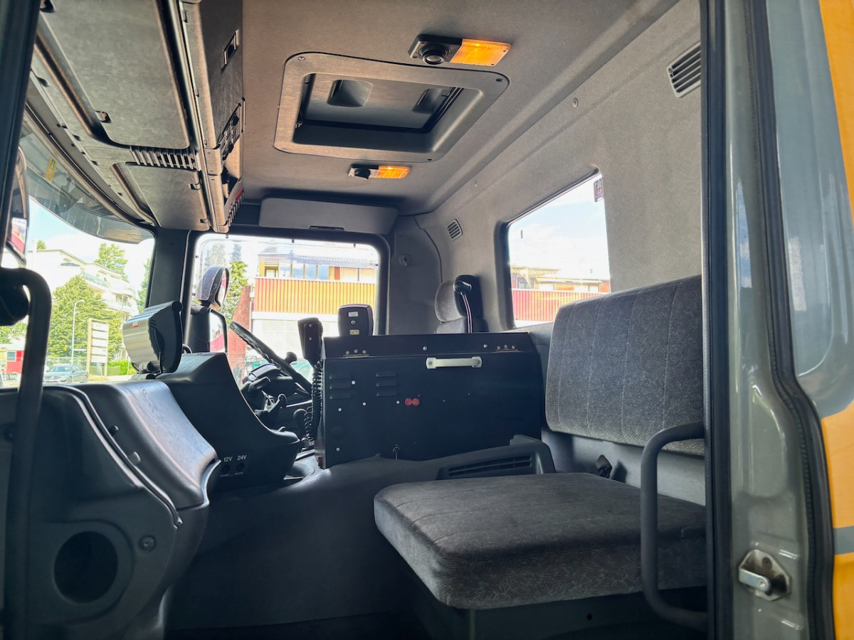 SCANIA P114 GB - Возило за метење: слика 5 SCANIA P114 GB - Возило за метење: слика 5