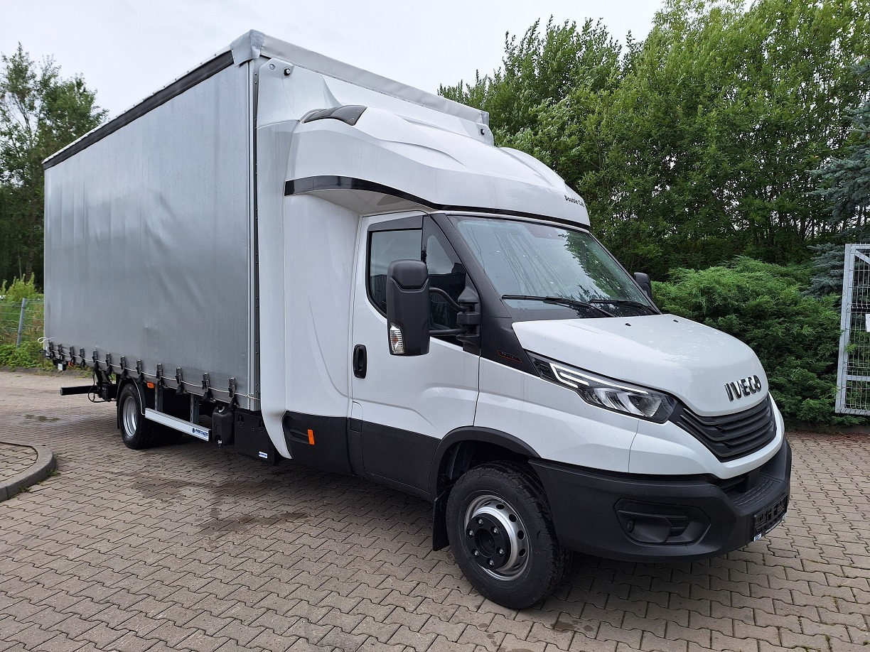 Нов Камион со церада Iveco Daily 70C18 Backsleeper  BÄR: слика 6