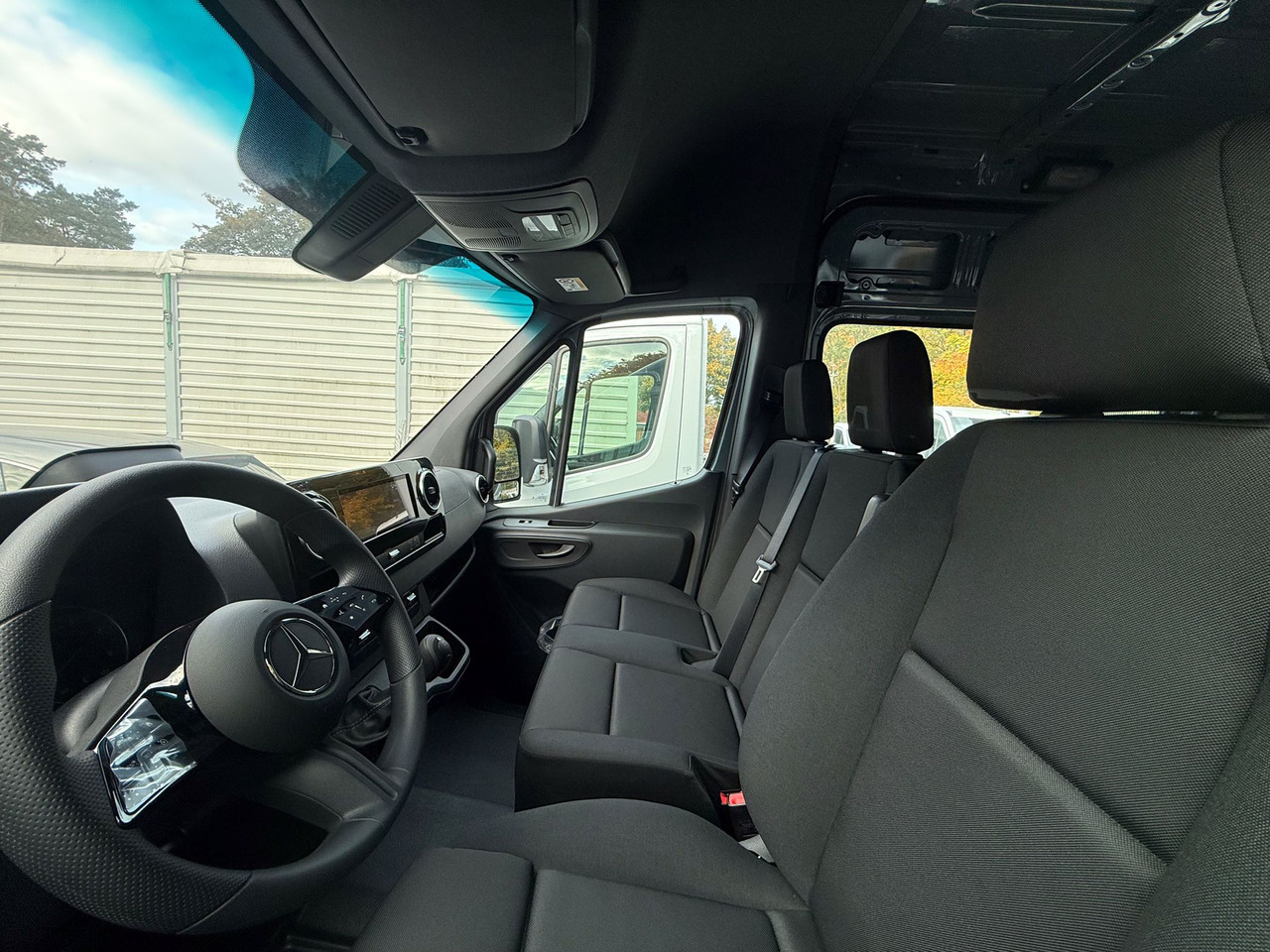 Mercedes-Benz Sprinter 317 L3H2 6-Sitzer - Товарно комбе, Комби со двојна кабина: слика 5 Mercedes-Benz Sprinter 317 L3H2 6-Sitzer - Товарно комбе, Комби со двојна кабина: слика 5