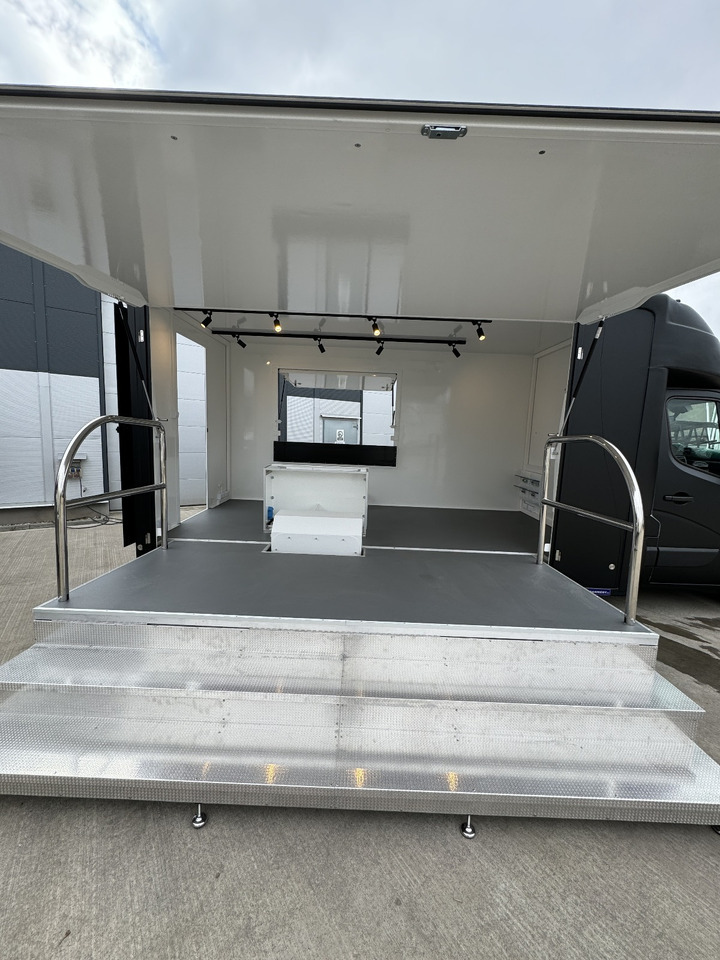 Renault Master 165 Messefahrzeug - Камион за продажба на добра: слика 1 Renault Master 165 Messefahrzeug - Камион за продажба на добра: слика 1
