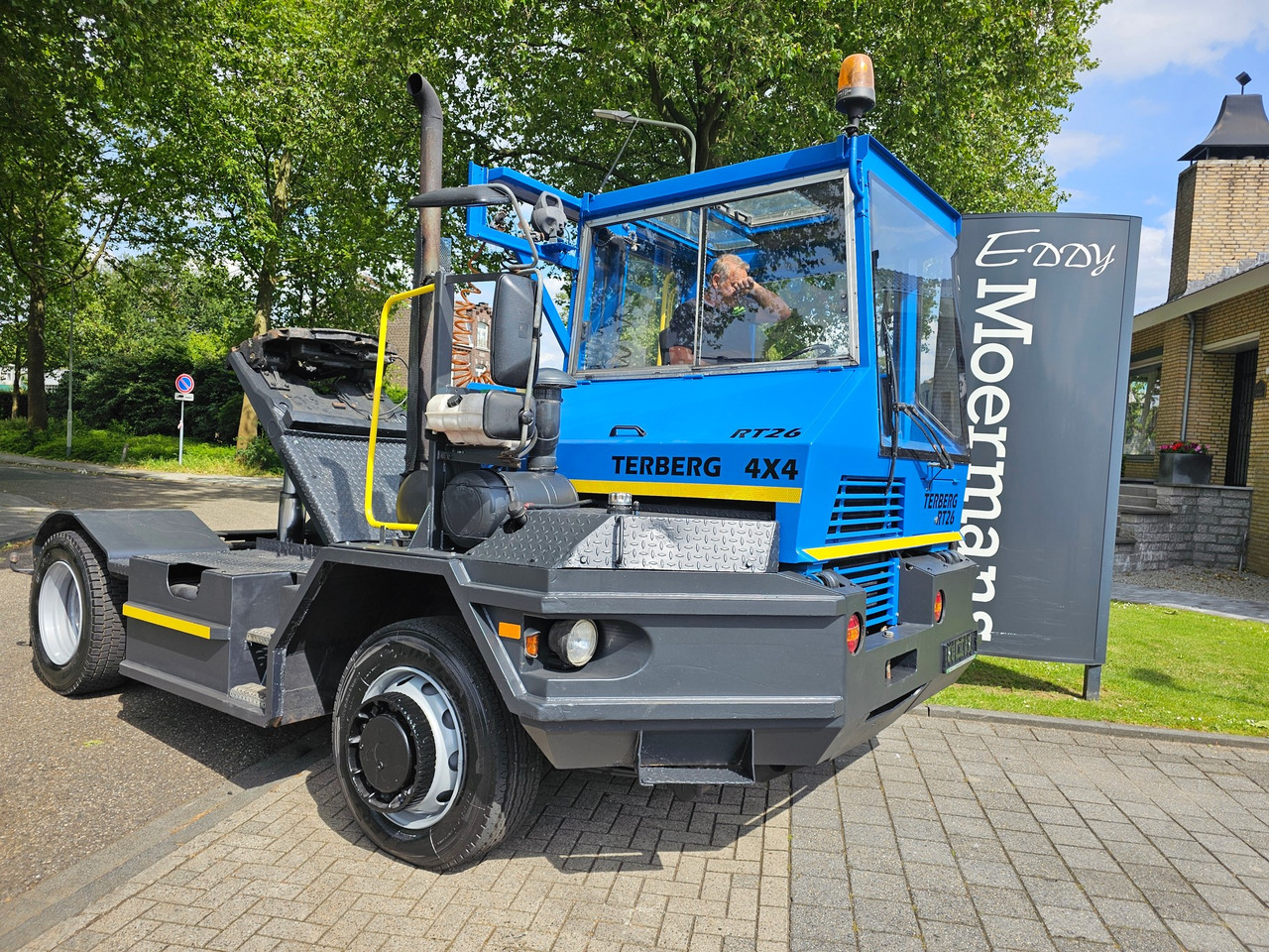 Terberg RT 26 4x4 - Камион влекач: слика 1 Terberg RT 26 4x4 - Камион влекач: слика 1