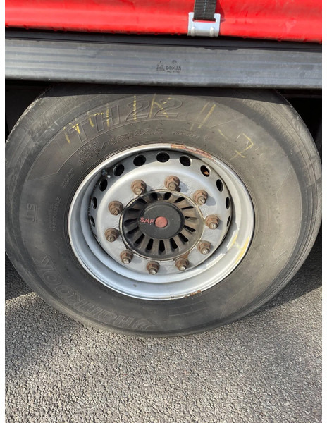 Kässbohrer Taut line XXL certificaat bij - Полуприколка со церада: слика 4 Kässbohrer Taut line XXL certificaat bij - Полуприколка со церада: слика 4