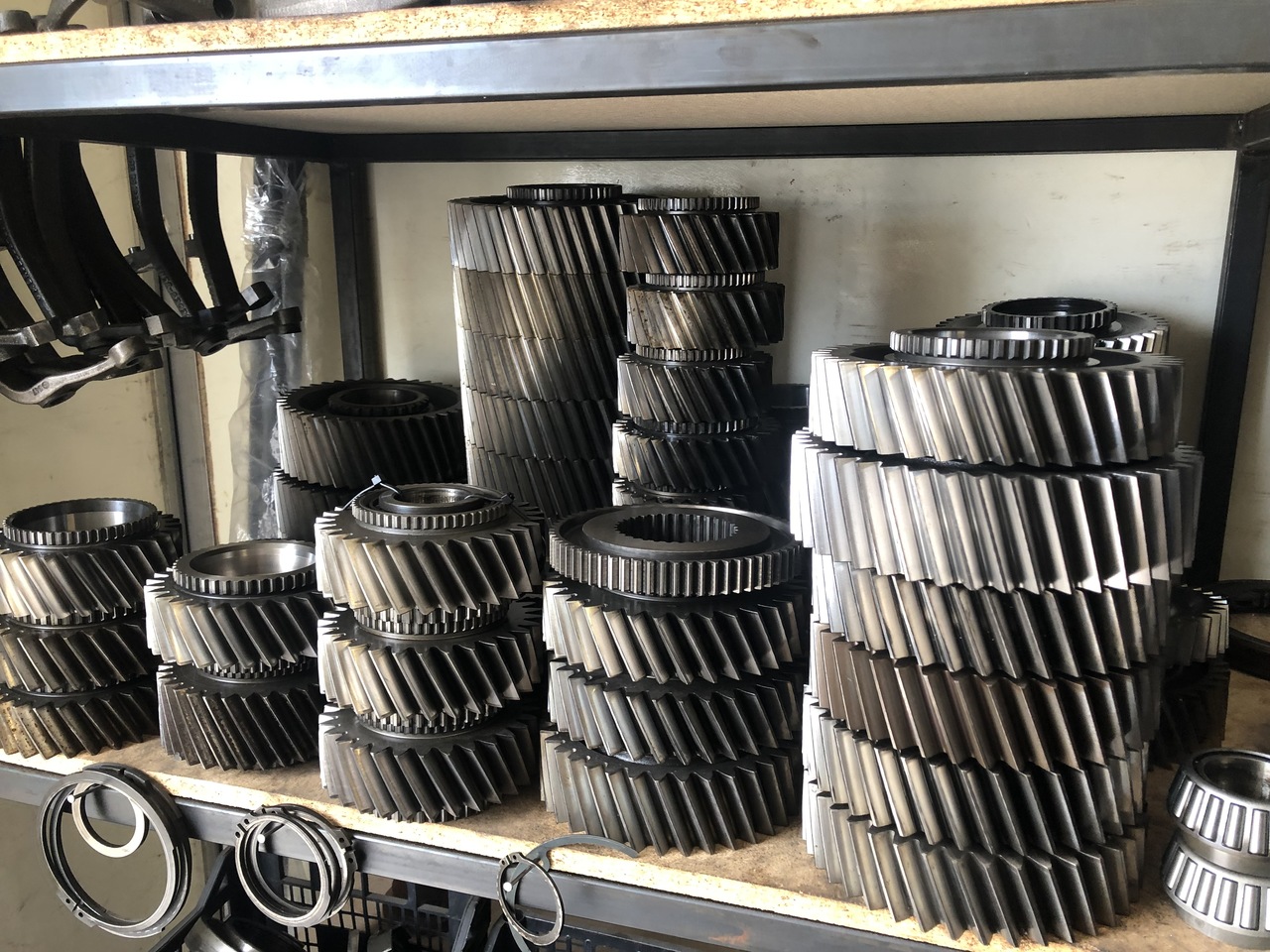 Менувач и делови за Камион DRIVE SHAFT-MAIN SHAFT-PLANETARY CARRIER ACTROS GEARBOX G240: слика 6 Менувач и делови за Камион DRIVE SHAFT-MAIN SHAFT-PLANETARY CARRIER ACTROS GEARBOX G240: слика 6