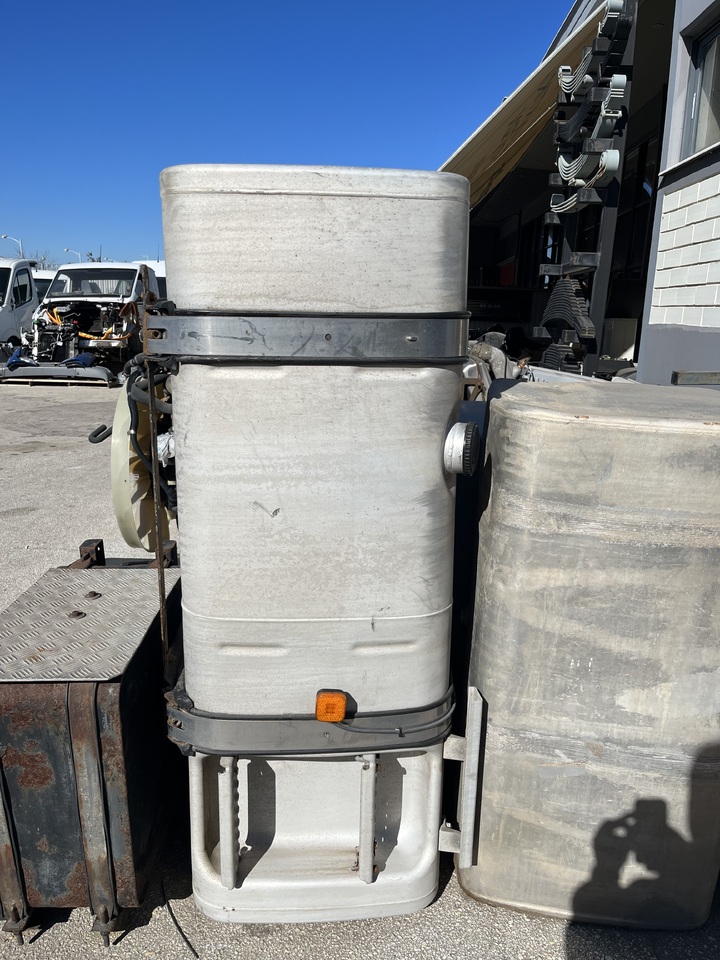 Резервоар за гориво за Камион MERCEDES-BENZ,MAN ACTROS MP4,TGA,TGX: слика 19 Резервоар за гориво за Камион MERCEDES-BENZ,MAN ACTROS MP4,TGA,TGX: слика 19