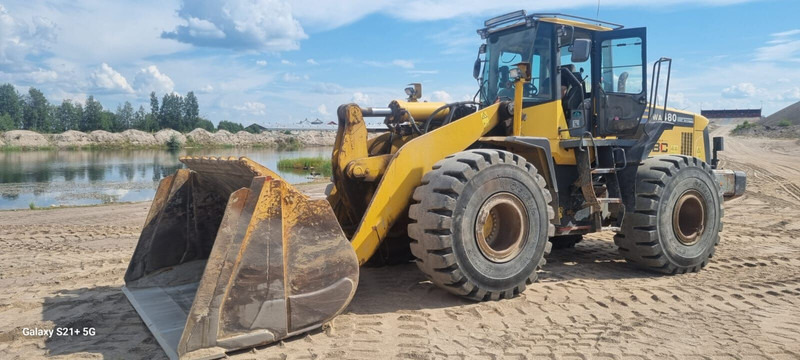 Komatsu WA480-5 - Натоварувач на тркала: слика 1 Komatsu WA480-5 - Натоварувач на тркала: слика 1