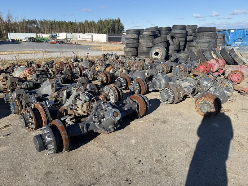Volvo RTS2370A RSS1125 RTH2610F RTH3312 RTH3815 MD15 CTEV87 - Задна оска: слика 1 Volvo RTS2370A RSS1125 RTH2610F RTH3312 RTH3815 MD15 CTEV87 - Задна оска: слика 1