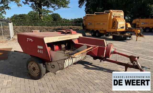 International 440 - Балирка за квадратни бали: слика 4 International 440 - Балирка за квадратни бали: слика 4