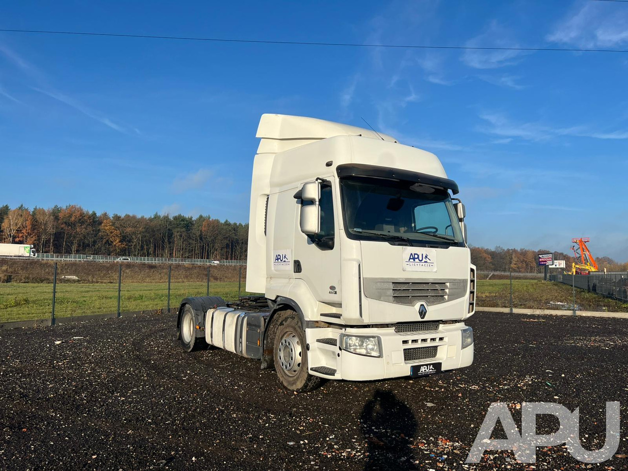 Renault Premium 460.19 T 4×2 - Камион влекач: слика 3 Renault Premium 460.19 T 4×2 - Камион влекач: слика 3