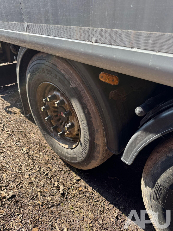 Kraker CF 500 SL - Полуприколка со подвижен под за истовар: слика 4 Kraker CF 500 SL - Полуприколка со подвижен под за истовар: слика 4