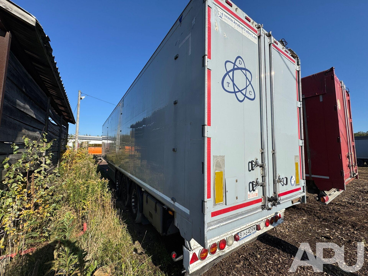 Kraker CF 500 SL - Полуприколка со подвижен под за истовар: слика 1 Kraker CF 500 SL - Полуприколка со подвижен под за истовар: слика 1