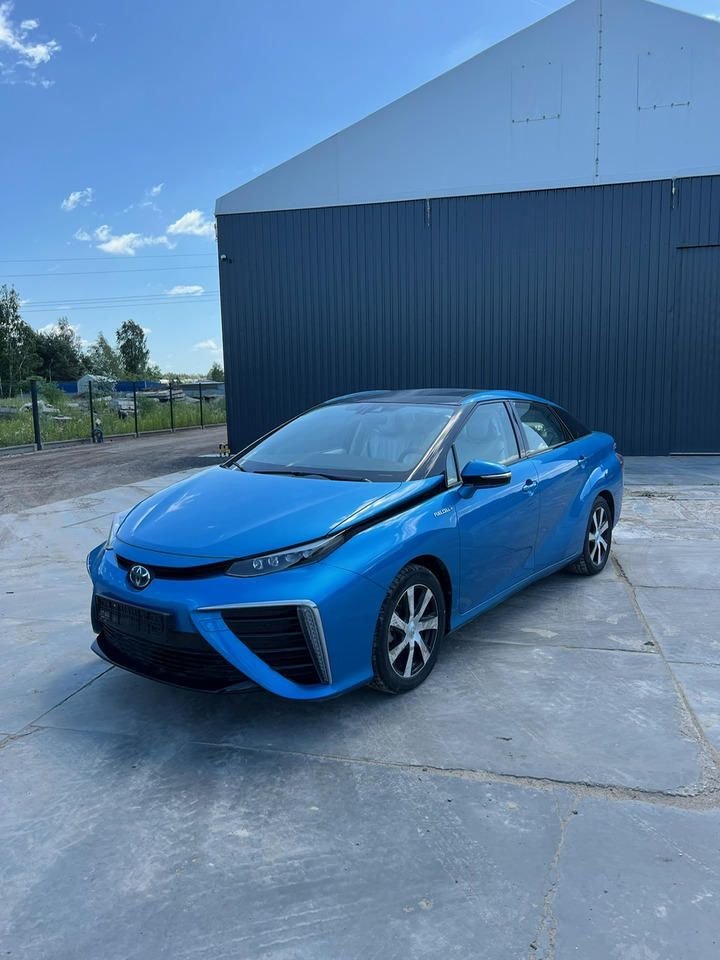 Toyota Mirai - Седан: слика 1 Toyota Mirai - Седан: слика 1