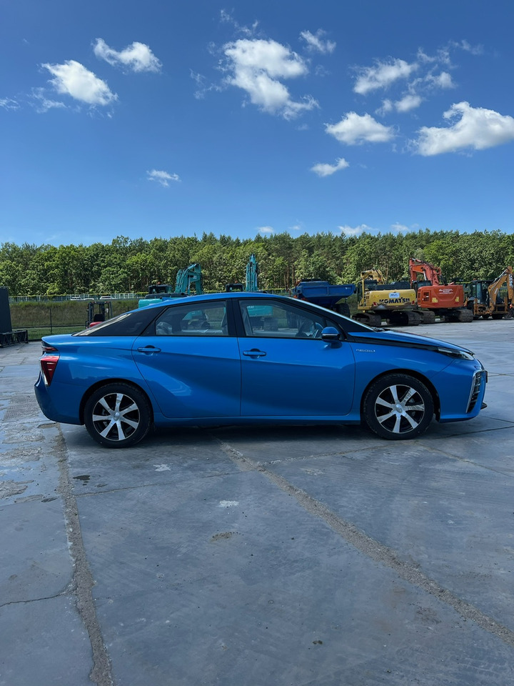 Toyota Mirai - Седан: слика 5 Toyota Mirai - Седан: слика 5