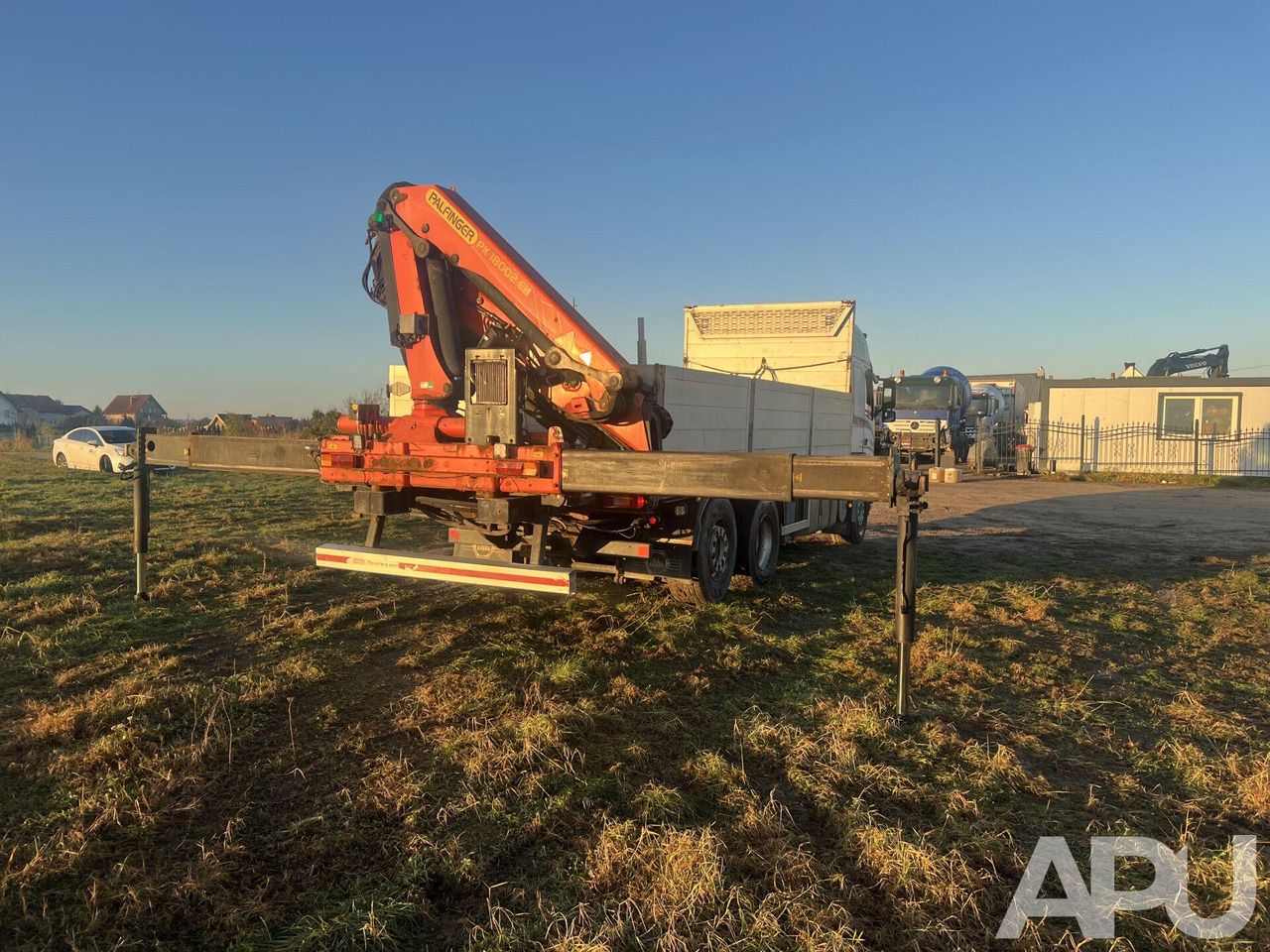 Volvo FM12 - Камион со платформа, Камион со кран: слика 5 Volvo FM12 - Камион со платформа, Камион со кран: слика 5