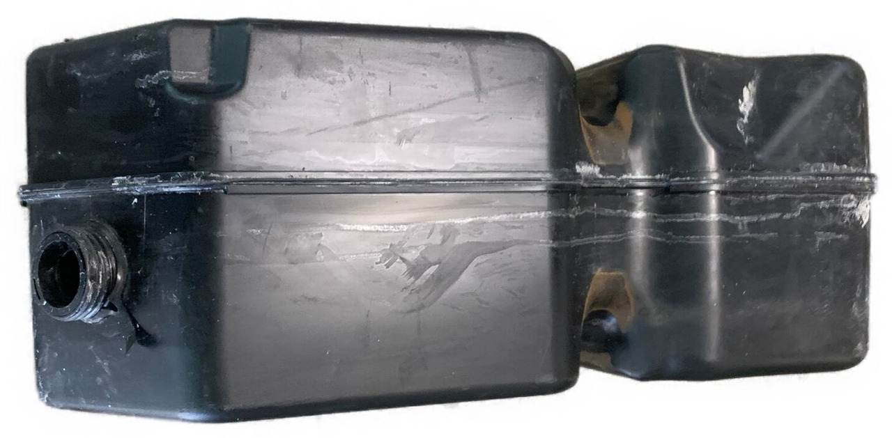 SC ADBLUE / REDUCTANT TANK 105 DM³ 2393232U - AdBlue резервоар за Камион: слика 4 SC ADBLUE / REDUCTANT TANK 105 DM³ 2393232U - AdBlue резервоар за Камион: слика 4