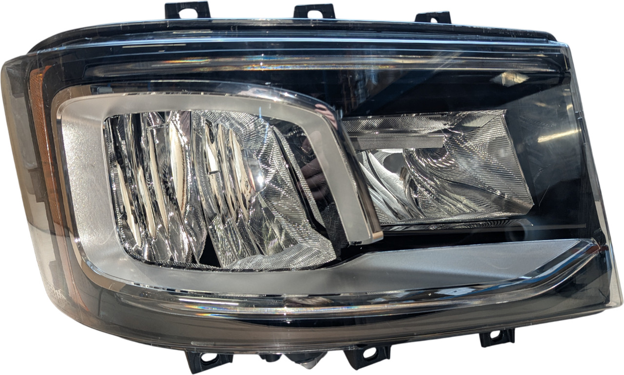 SCANIA NGS LED KOPLAMP RECHTS NEW HELLA 2674391H - Предни светла за Камион: слика 1 SCANIA NGS LED KOPLAMP RECHTS NEW HELLA 2674391H - Предни светла за Камион: слика 1