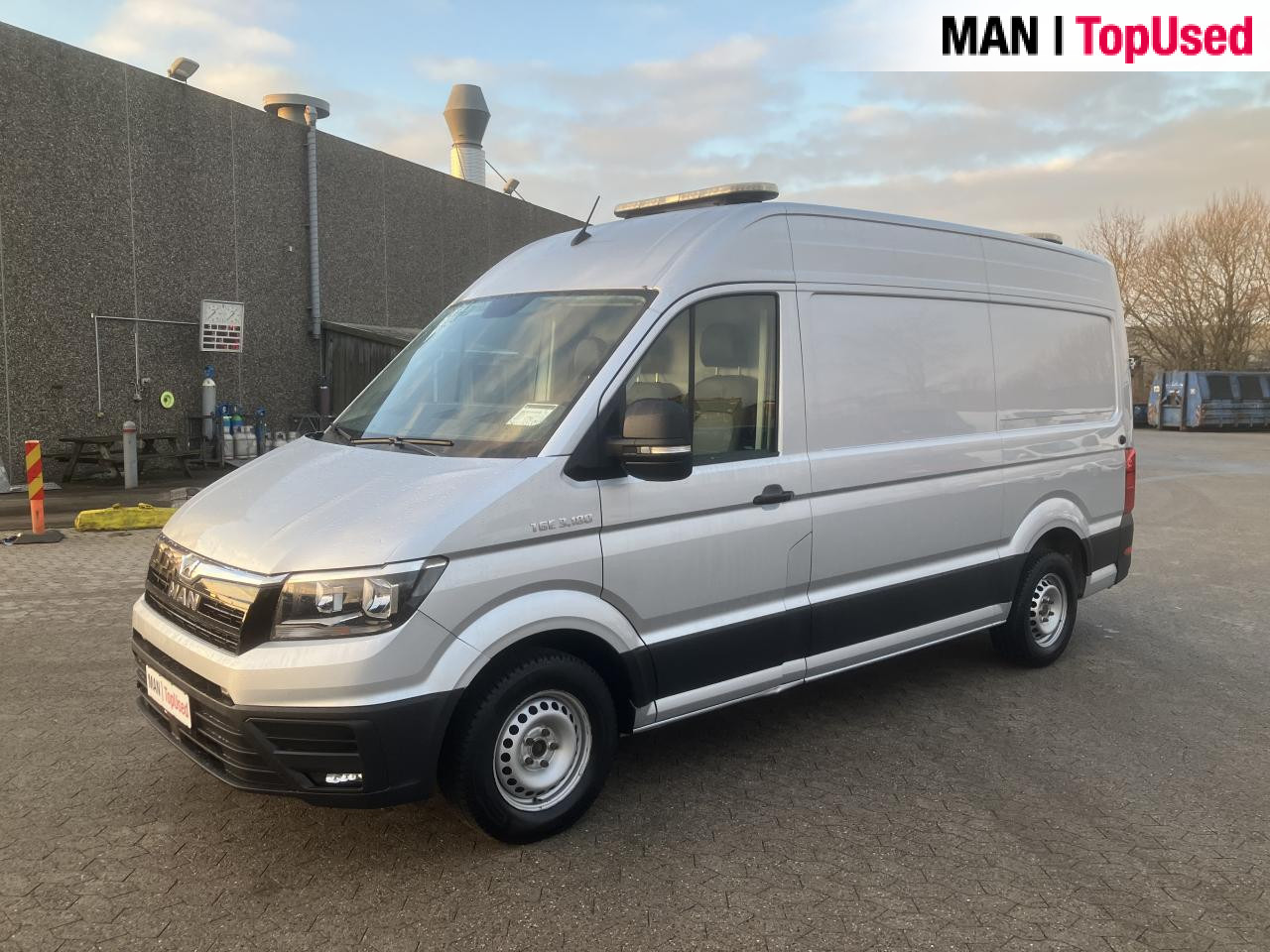 MAN TGE 3.180 4X2F SB - Товарно комбе: слика 1 MAN TGE 3.180 4X2F SB - Товарно комбе: слика 1