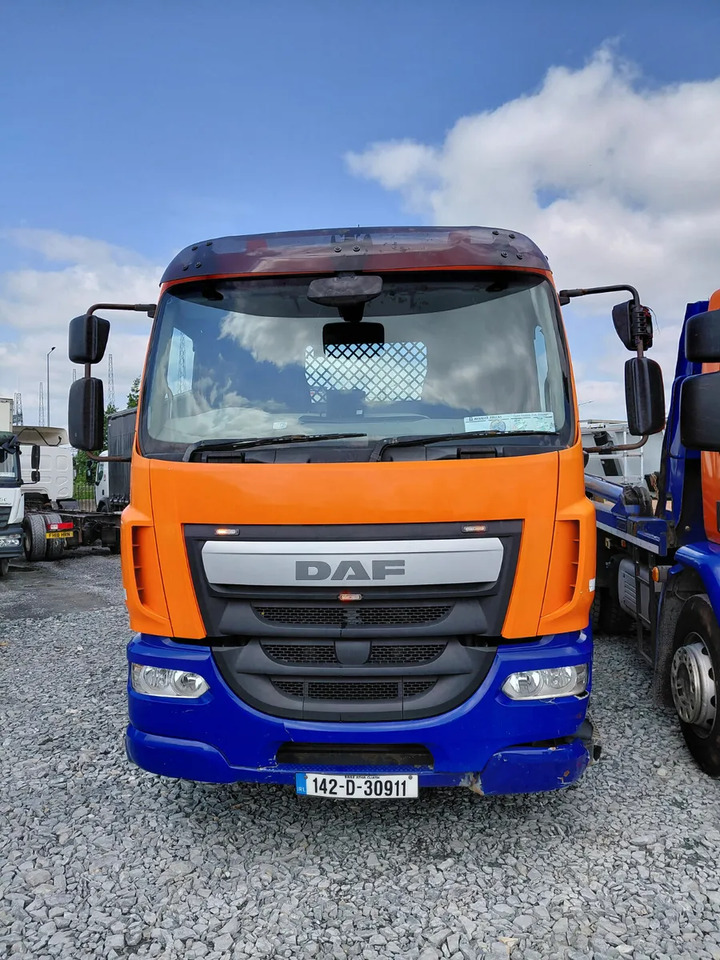2014 DAF LF Skip Loader Day Cab - Камион за подигање контејнери: слика 5 2014 DAF LF Skip Loader Day Cab - Камион за подигање контејнери: слика 5