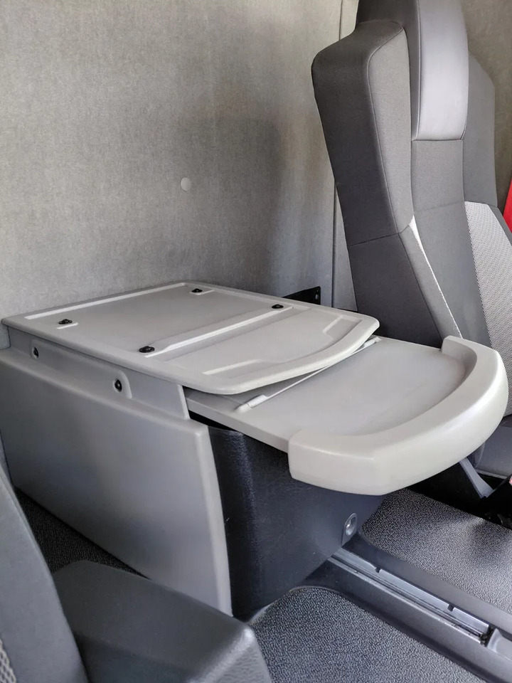 2019 Renault D 12T - Камион сандучар: слика 5 2019 Renault D 12T - Камион сандучар: слика 5