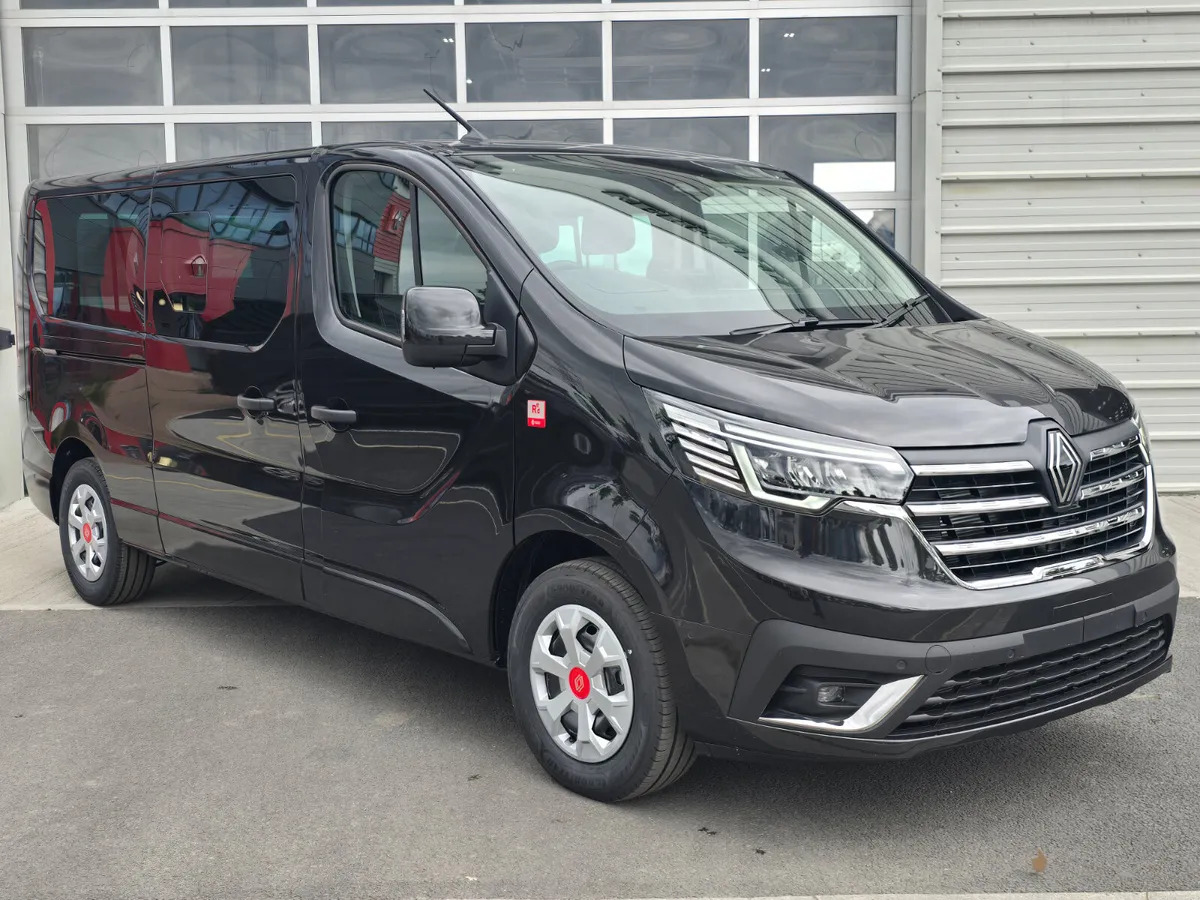 2025 Renault Trafic Combi 170BHP Auto - Патничко комбе: слика 1 2025 Renault Trafic Combi 170BHP Auto - Патничко комбе: слика 1