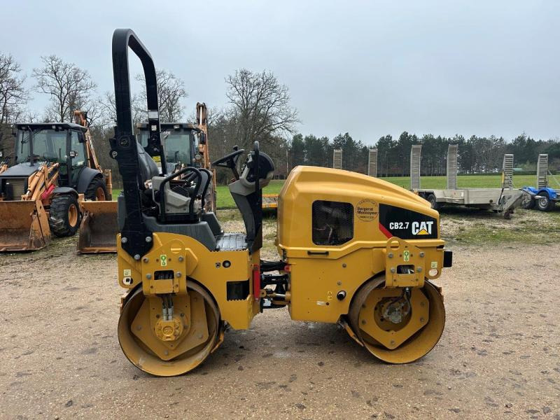 Caterpillar CB2.7 - Ваљак за пат: слика 1 Caterpillar CB2.7 - Ваљак за пат: слика 1