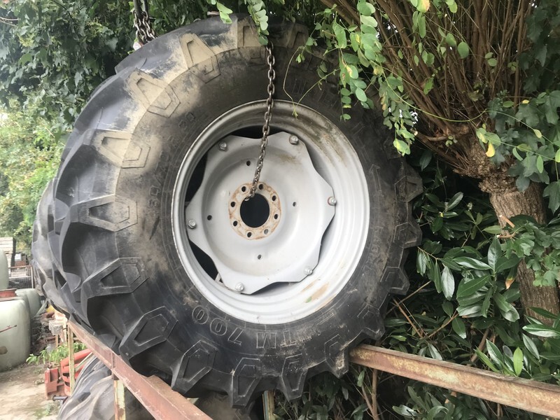 480/70R30 stel wielen - Комплетно тркало за Земјоделска машина: слика 2 480/70R30 stel wielen - Комплетно тркало за Земјоделска машина: слика 2