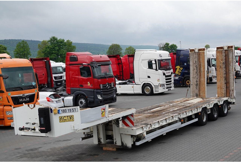 ACTM NACZEPA LAWETA / NISKOPODWOZIOWE / NAJAZDY HYDRAULICZNE / 13,6 M - Полуприколка за низок утовар: слика 1 ACTM NACZEPA LAWETA / NISKOPODWOZIOWE / NAJAZDY HYDRAULICZNE / 13,6 M - Полуприколка за низок утовар: слика 1