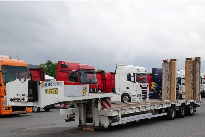 ACTM NACZEPA LAWETA / NISKOPODWOZIOWE / NAJAZDY HYDRAULICZNE / 13,6 M - Полуприколка за низок утовар: слика 2 ACTM NACZEPA LAWETA / NISKOPODWOZIOWE / NAJAZDY HYDRAULICZNE / 13,6 M - Полуприколка за низок утовар: слика 2