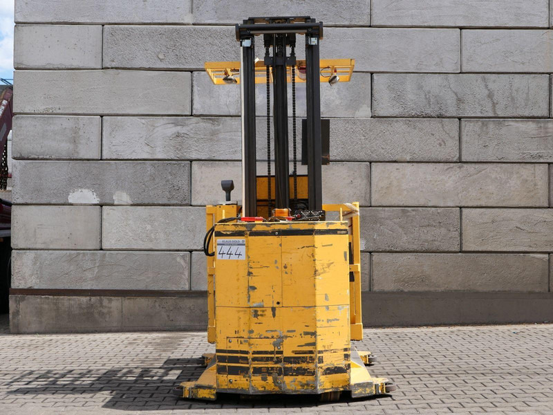 Atlet APC 100	Elektromos targonca - Електричен вилушкар: слика 4 Atlet APC 100	Elektromos targonca - Електричен вилушкар: слика 4