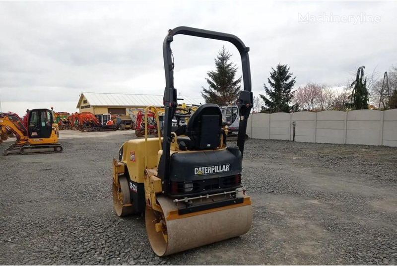Caterpillar CB -224 Úthenger - Ваљак: слика 4 Caterpillar CB -224 Úthenger - Ваљак: слика 4