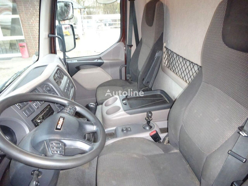 Камион сандучар DAF LF 220: слика 11