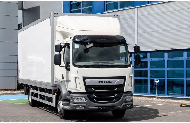 DAF LF 260 Koffer + Tail Lift - Камион сандучар: слика 2 DAF LF 260 Koffer + Tail Lift - Камион сандучар: слика 2