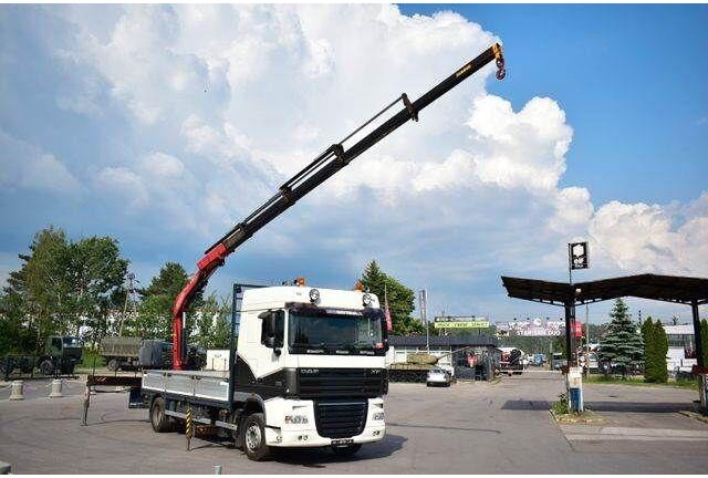 DAF XF 105.410 - Камион со платформа, Камион со кран: слика 1 DAF XF 105.410 - Камион со платформа, Камион со кран: слика 1